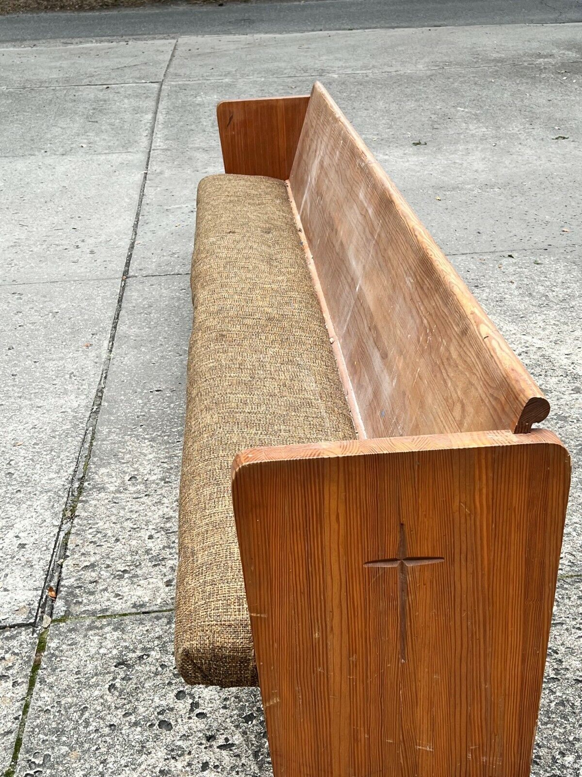 5x Vintage Solid Oak Wooden Upholstered Church Pews 12' Long Без бренда Upholstered Church Pews - фотография #3