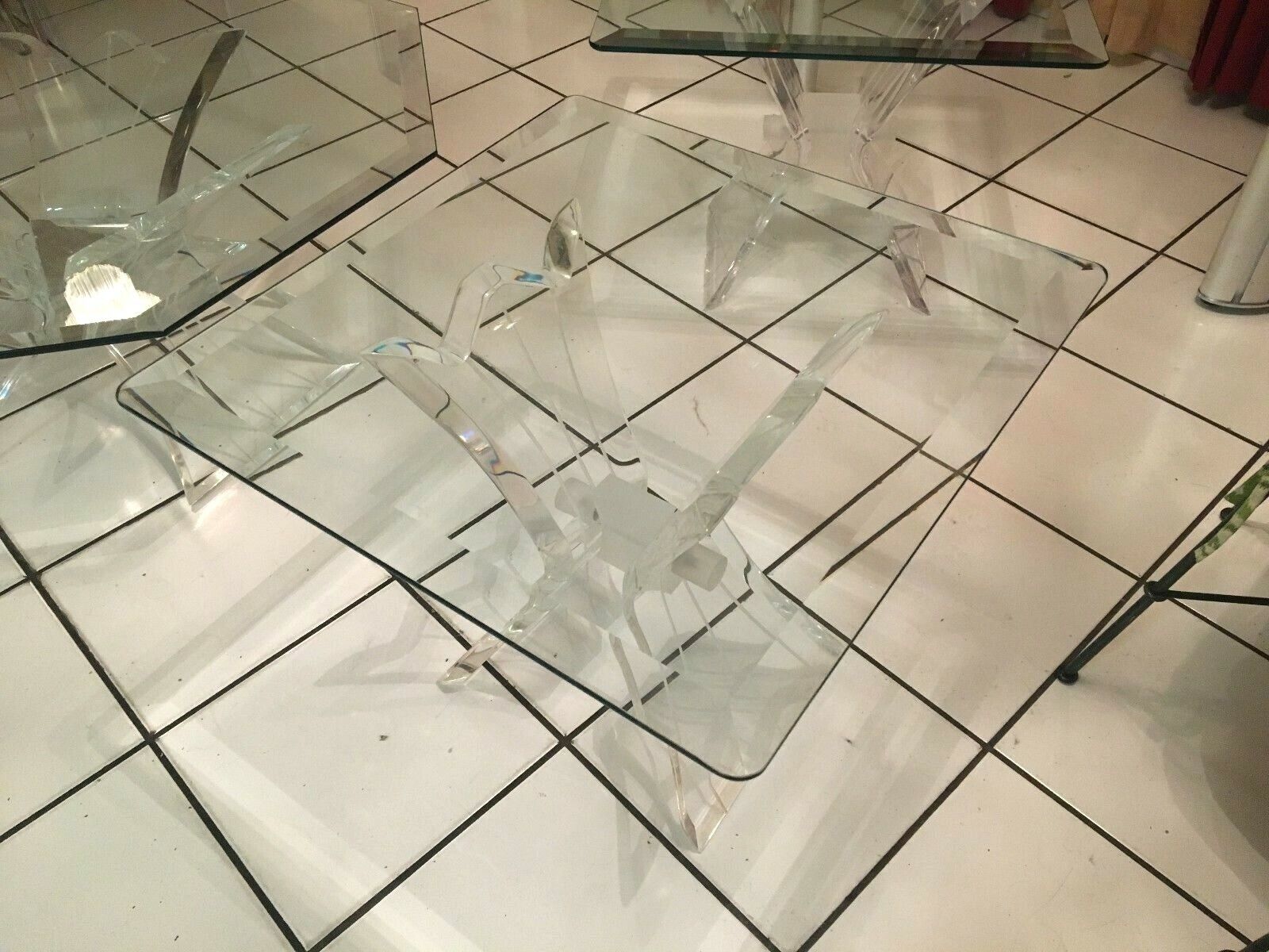 LUCITE/ACRYLIC HOLLYWOOD REGENCY BUTTERFLY WING GLASS - 3 TABLES TOTAL Без бренда - фотография #12