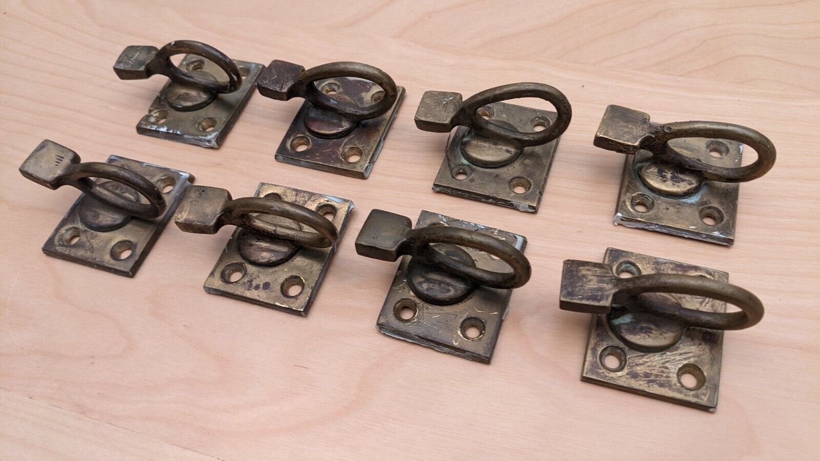 Set of 8 Nice Antique Solid Brass Loop Casement Fasteners Locks - No Strikes Без бренда - фотография #4
