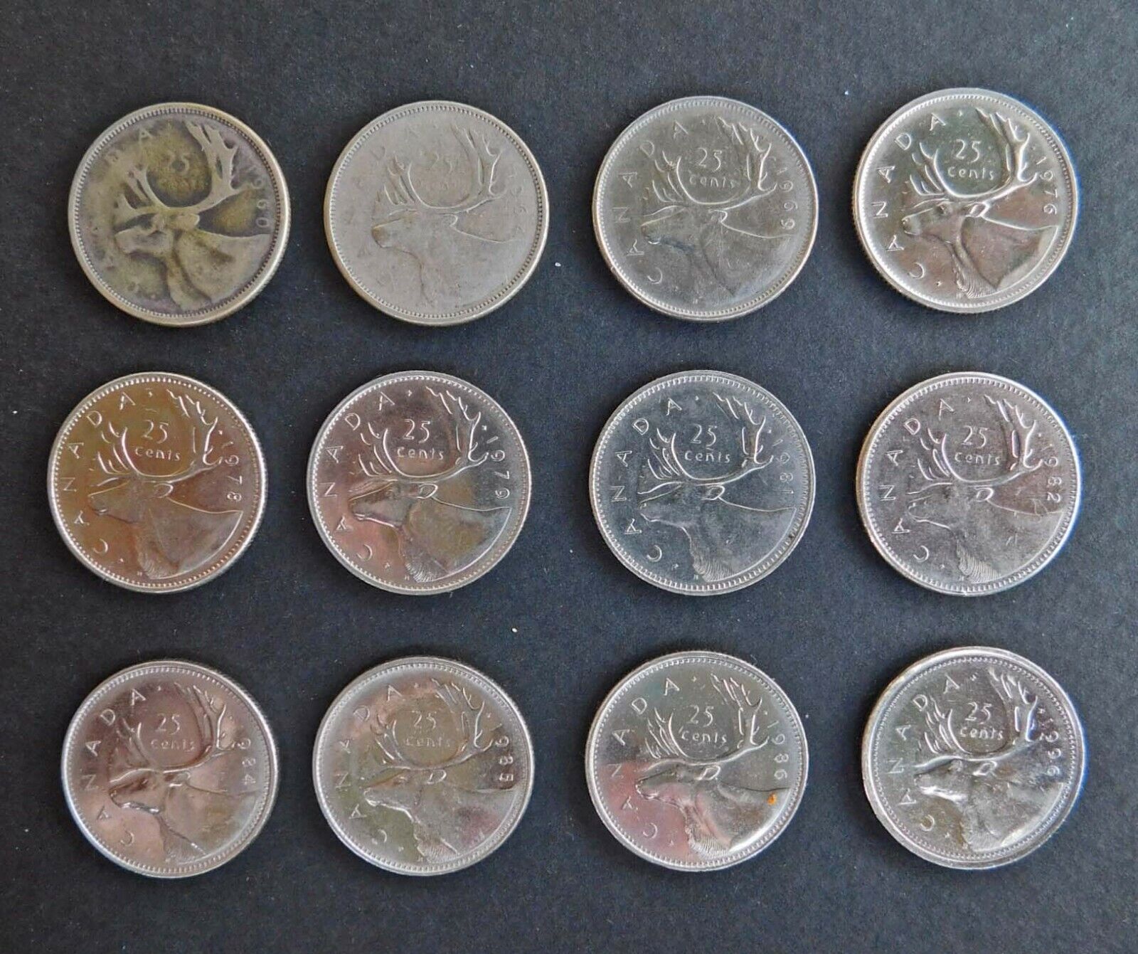 Canada 25-Cents Caribou Quarters ~ Queen Elizabeth II 1960-1996 ~ Lot of 12 Без бренда