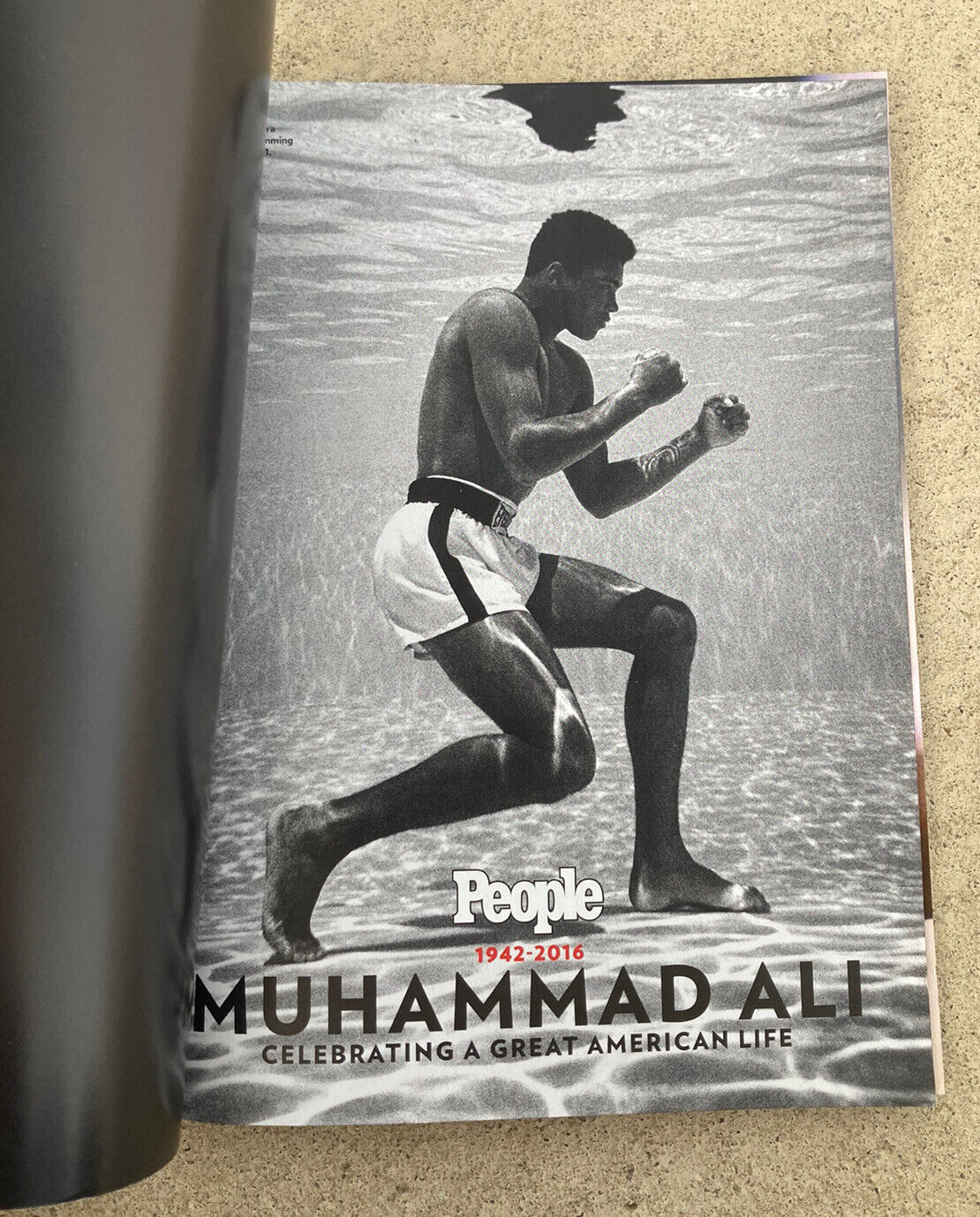 Muhammad Ali, People Magazine Special Edition (No Label) Scarce / 1942-2016 Без бренда - фотография #4