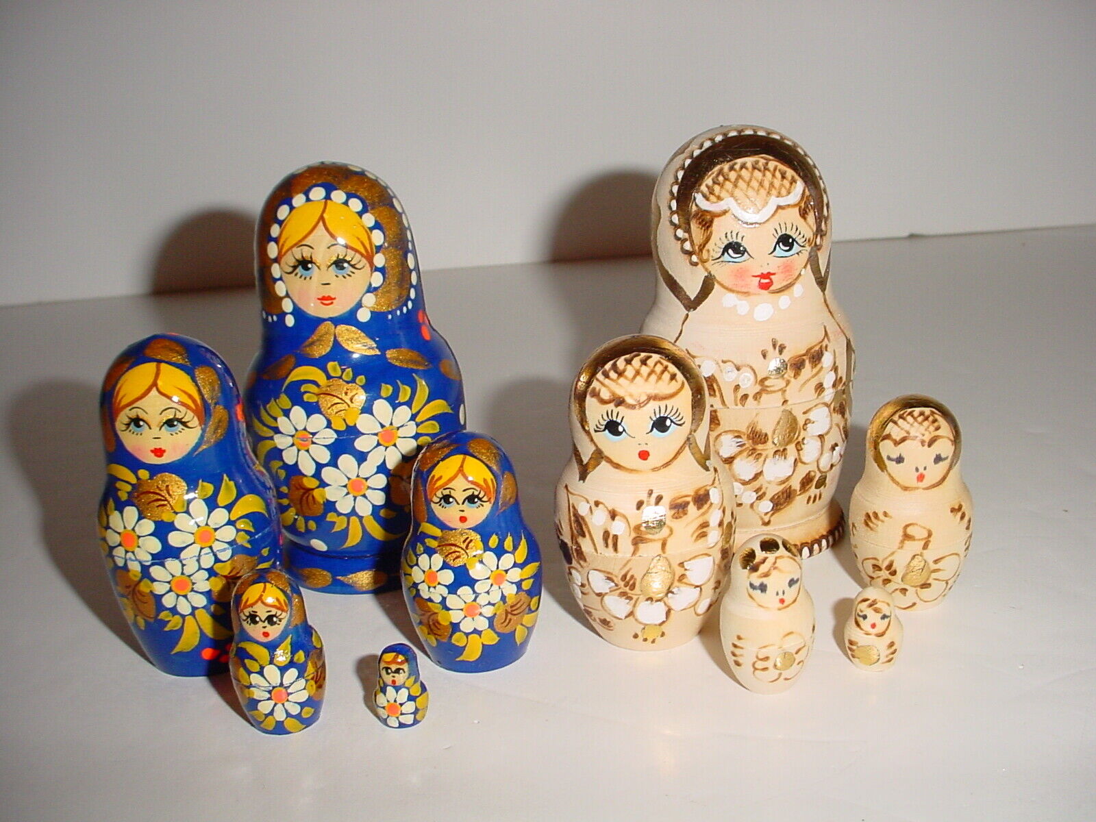 Lot 2 Sets Russian Matryoshka Nesting Dolls Gold Accents - 1 Natural Wood 1 Blue Unbranded - фотография #3