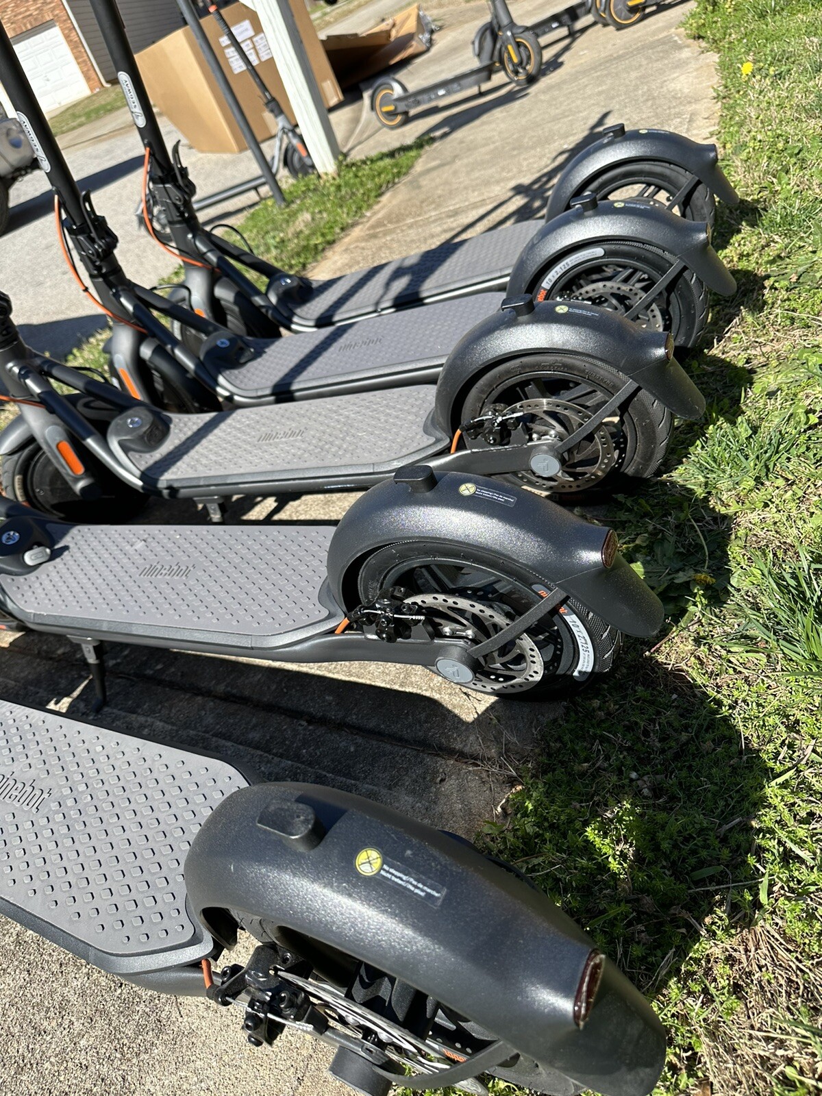 Segway Ninebot F30 Scooter FOR PARTS Segway ‎6489376 - фотография #5