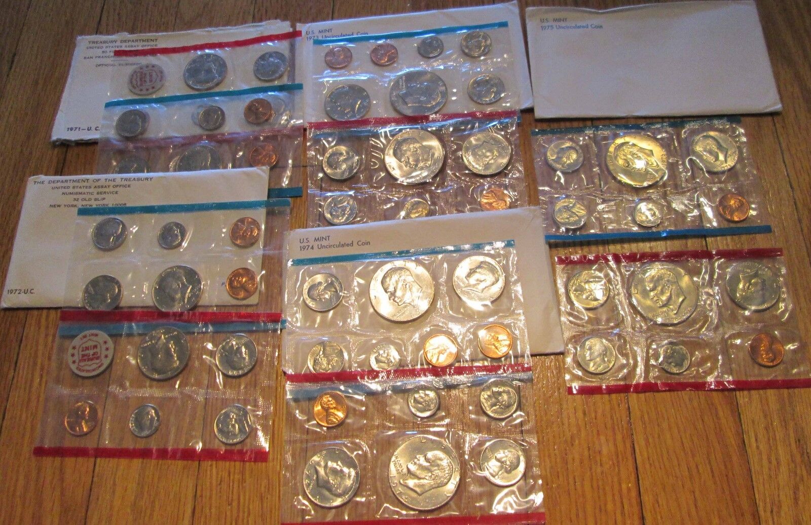1968 to 1981 US Mint Mint Sets 14 sets P & D Uncirculated COA Good value Без бренда - фотография #3