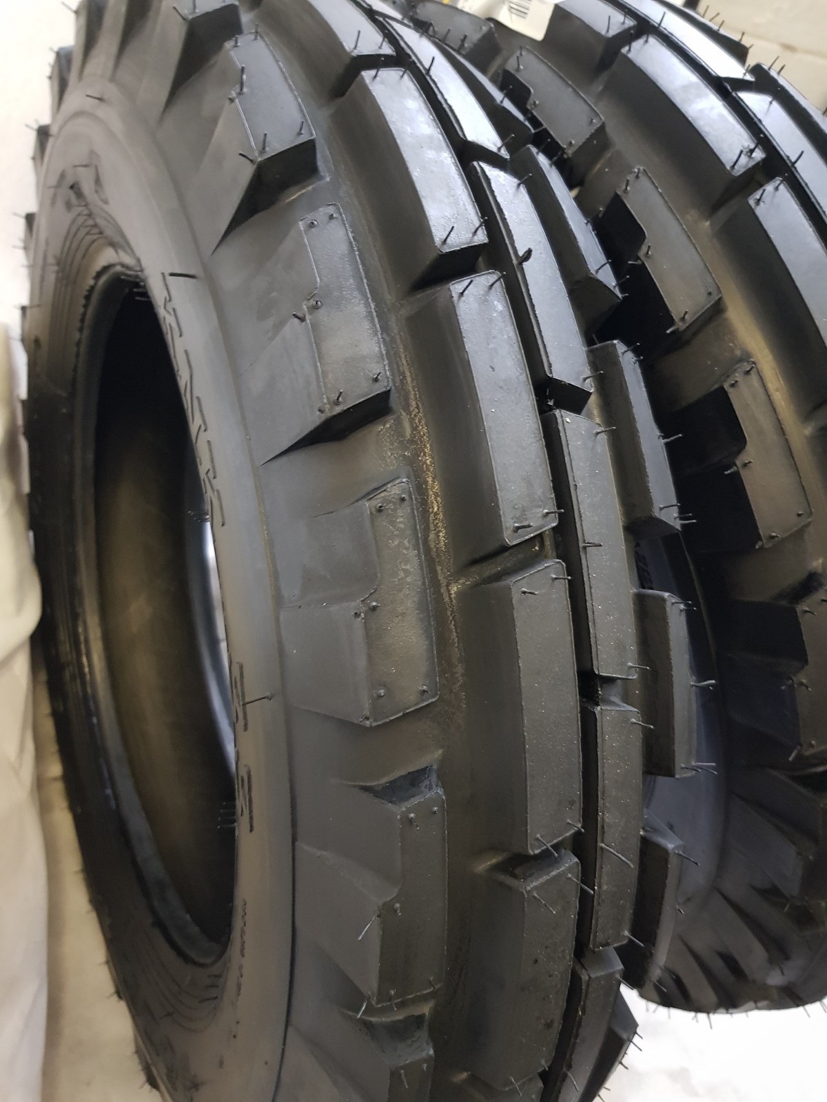 6.00x16, 6.00-16 (2 TIRES + 2 TUBES) 8 PLY ROADCREW KNK-33 4-Rib Farm Tractor Road Warrior 12165560016KNK33 - фотография #2