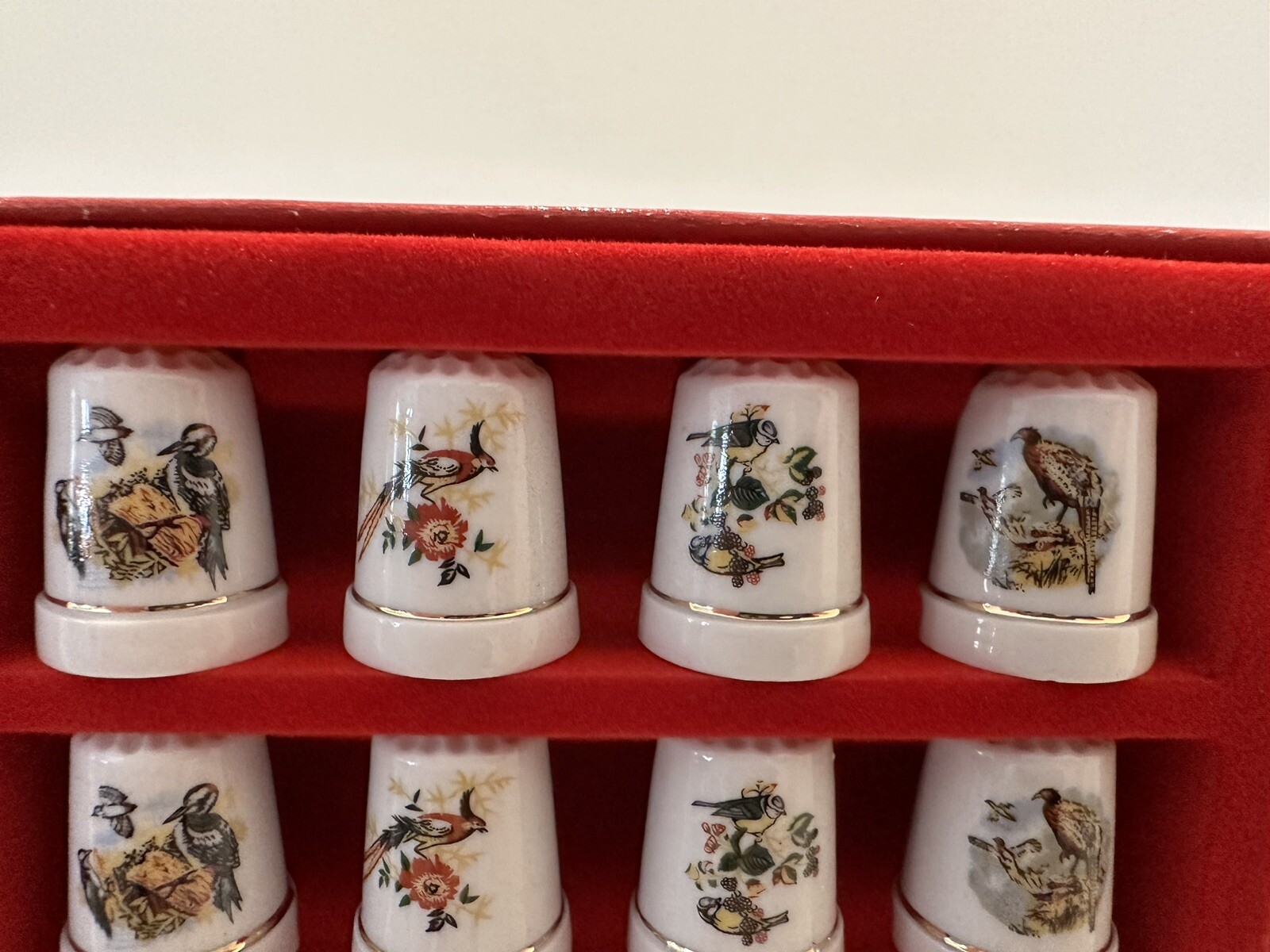 Thimbles Collectibles Lot Of 12 NEW Vintage Porcelain Thimbles Birds Fowl Без бренда - фотография #3