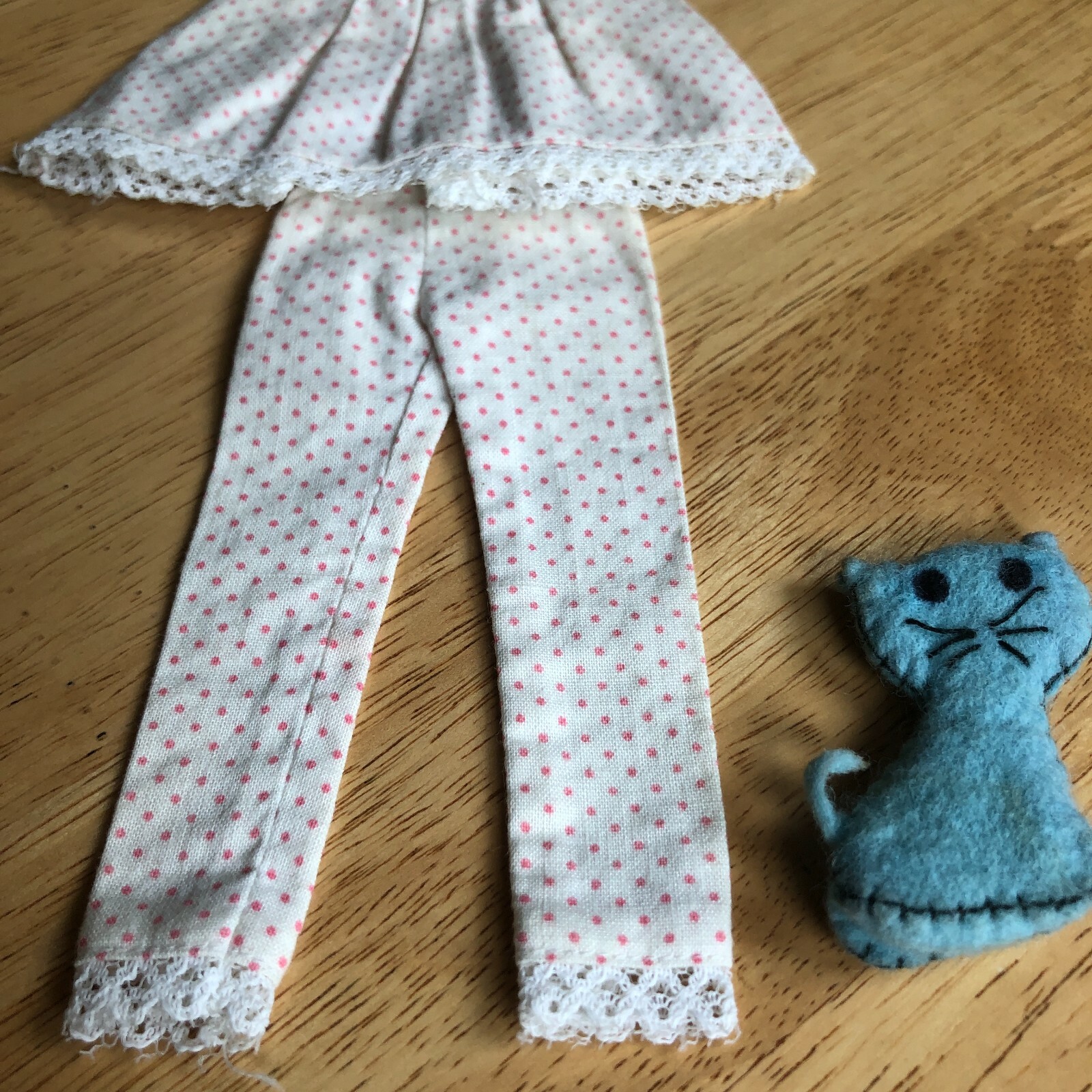 1964-65 Barbie's sister Skipper set #1909 "Dreamtime" Pajama & Robe + felt cat  Mattel - фотография #2