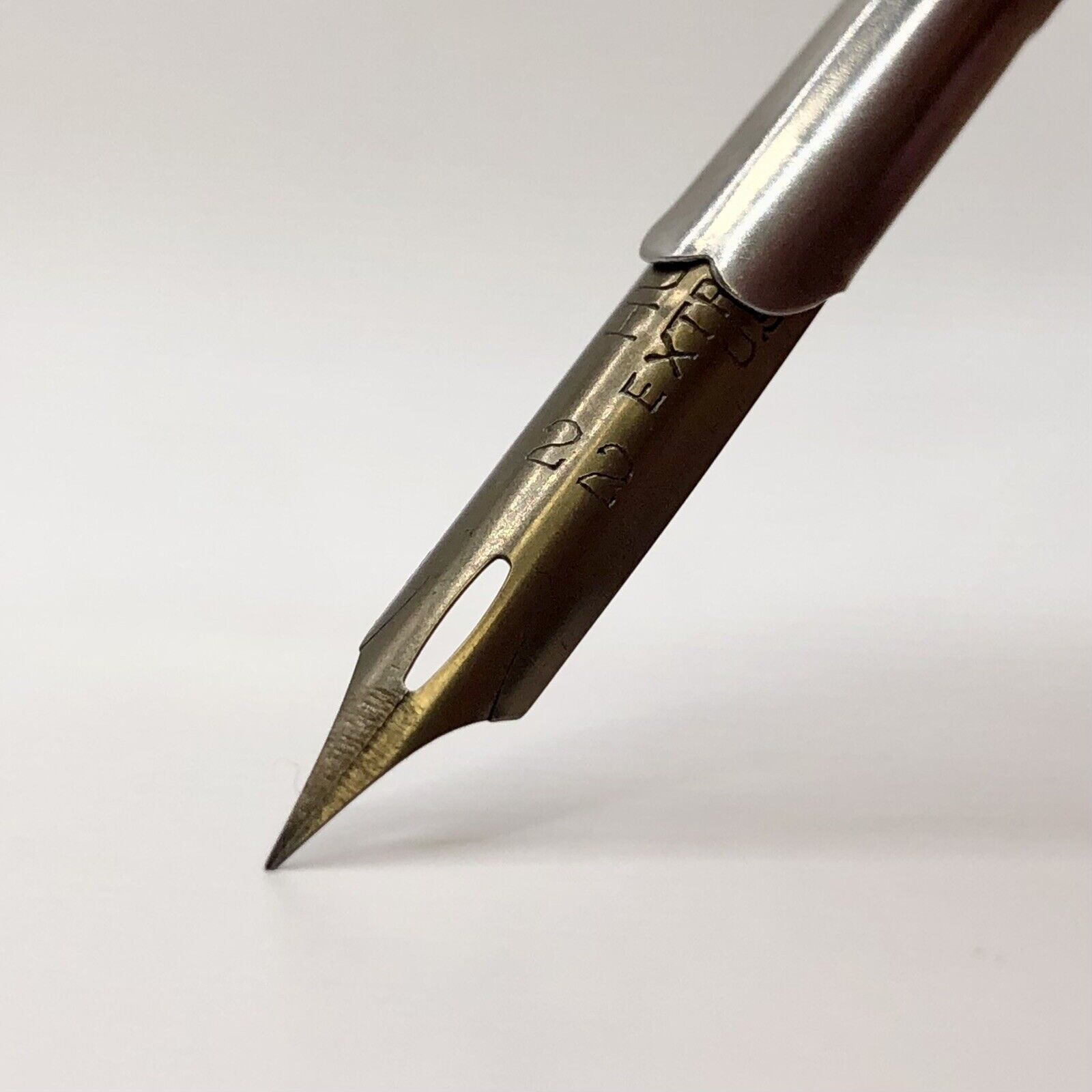 x3 Howard Hunt 22 B Extra Fine Pen Nib Bronze Dip Pen Nib Vintage Calligraphy Howard Hunt 22