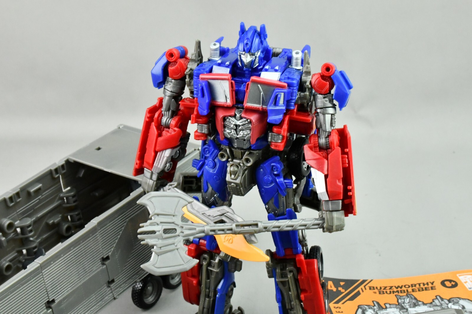Transformers Buzzworthy Bumblebee Movie Studio Series Optimus Prime 44 Leader BB Hasbro - фотография #4