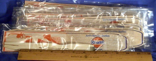 Gulf Gas Station Promo ~ 2 Balsa Wood Glider Airplanes Gulf - фотография #8