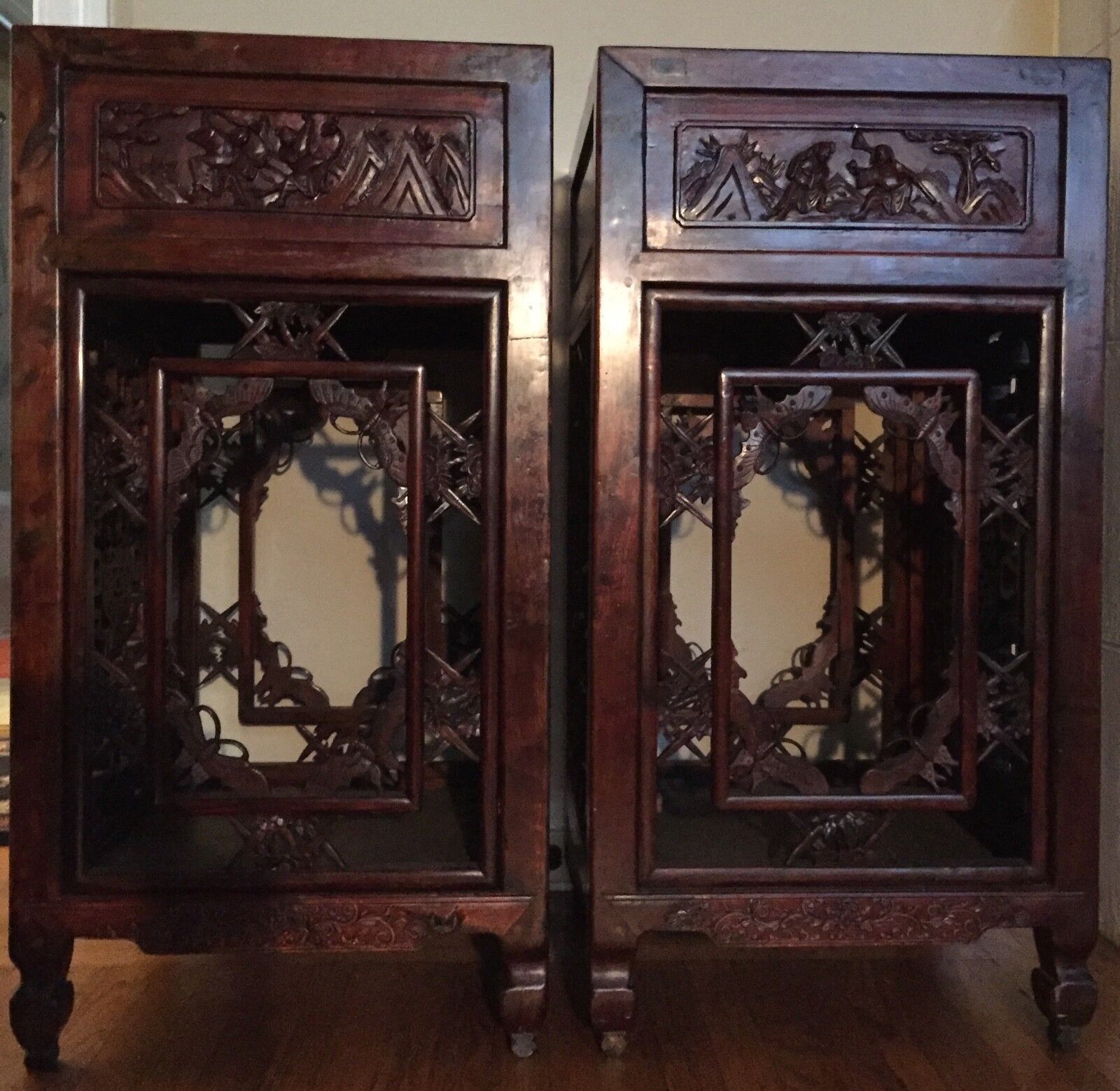 Antique Carved Chinese Side Tables, Qing Period, circa 1870 - a Pair Без бренда - фотография #3