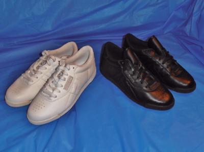 Soft Spots, Women's,   2 Pair of Walking Shoes,   Size 6 M,   New Old Stock 1994 Soft Spots - фотография #5