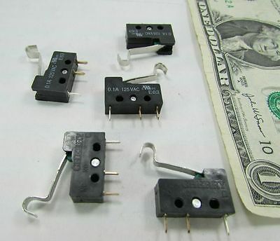 Lot 5 Cherry E63-04RP Miniature MicroSwitches, Normally Open & N Closed .1A 125V CHERRY E6304RP - фотография #2