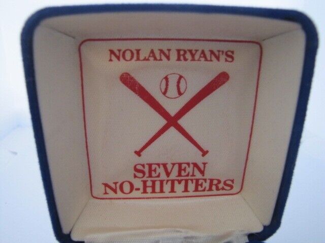 1993 NOLAN RYAN'S 7 TH CAREER NO-HITTER 1 OZ FINE SILVER PROOF W/VELVET BOX Без бренда