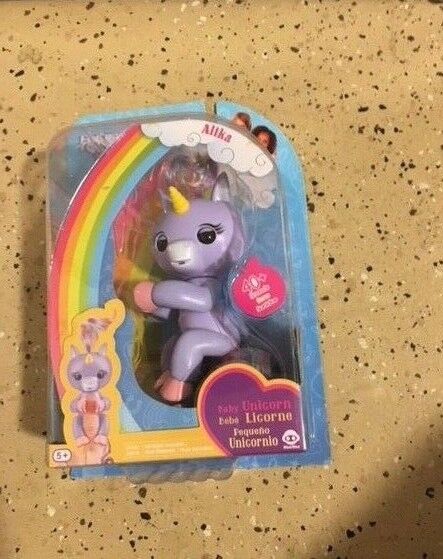 WowWee 3 New Fingerlings Unicorn Pink Purple and Blue authentic WowWee Does Not Apply - фотография #3