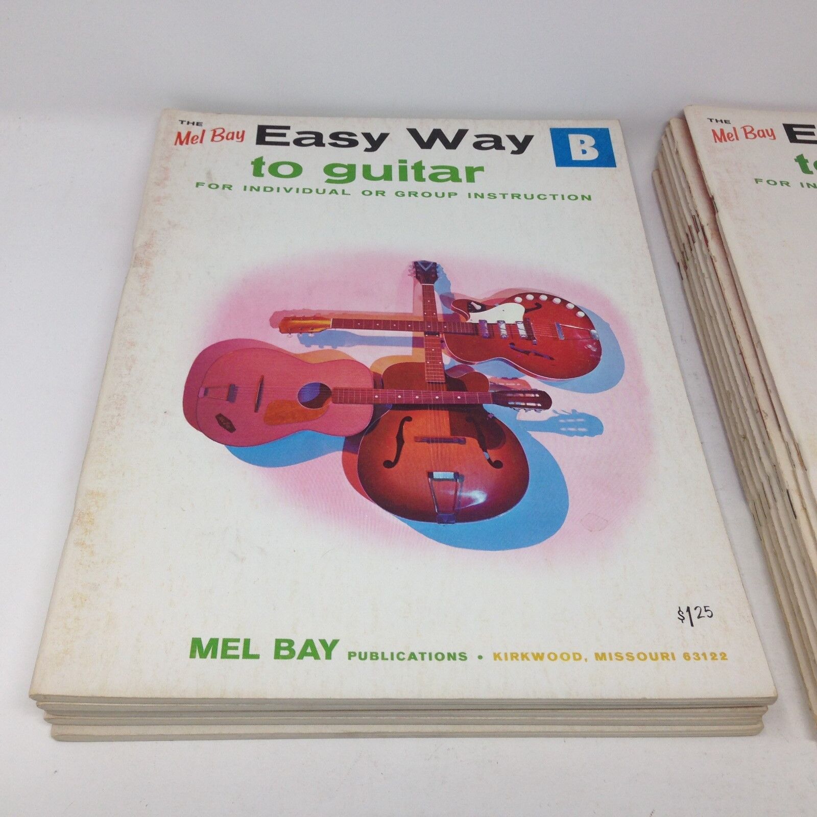 Vintage 1965 MEL BAY Easy Way to Guitar: Lot of one B booklets + one C booklets Без бренда - фотография #2