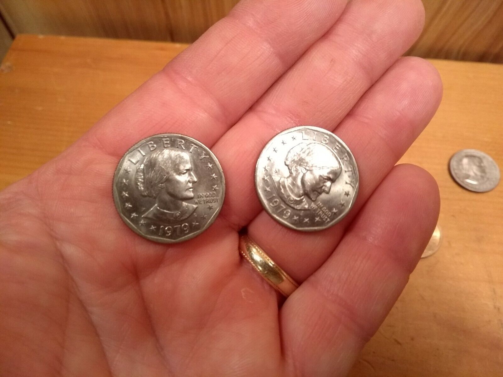 8 USA coins '77 Kennedyhalf dollar, 4 Anthony, 2 Madison 1 Sacagewea $7.50 face Без бренда - фотография #4