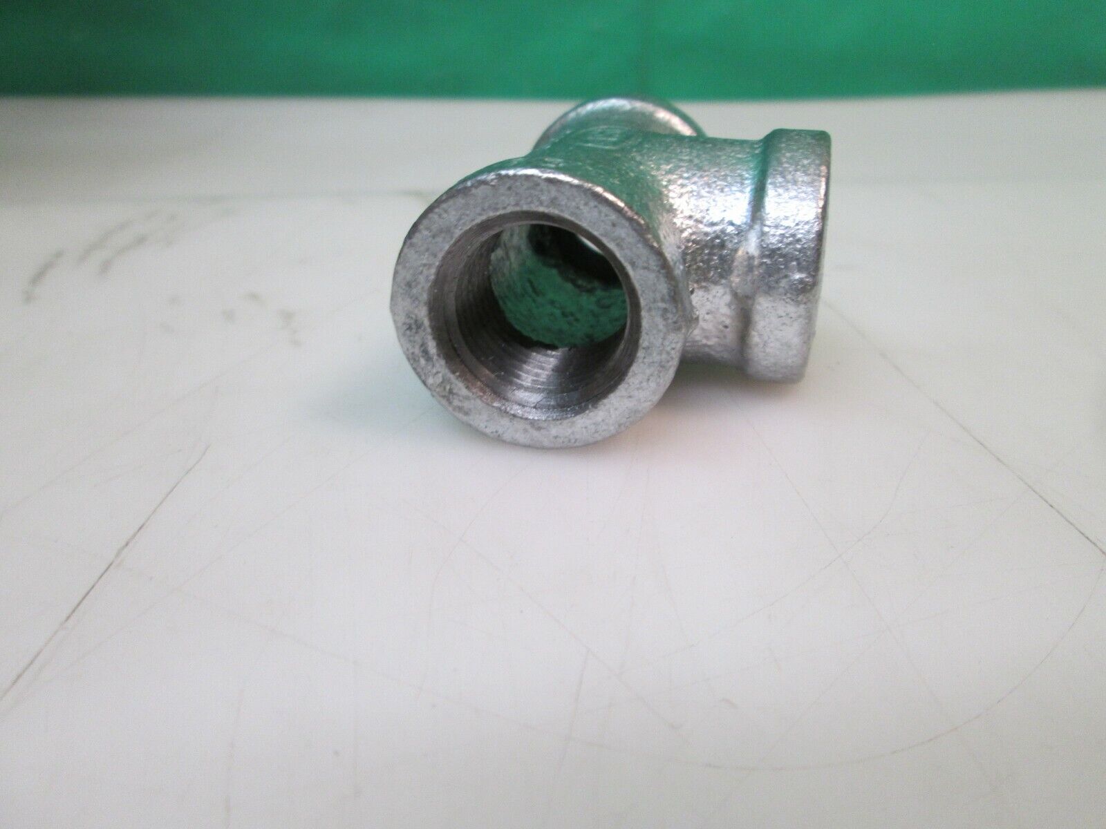 (QTY. 40) ProPlus Malleable Galvanized Banded Tee 150 Psi, 1/2" Lead Free 44100 ProPlus 44100 - фотография #4