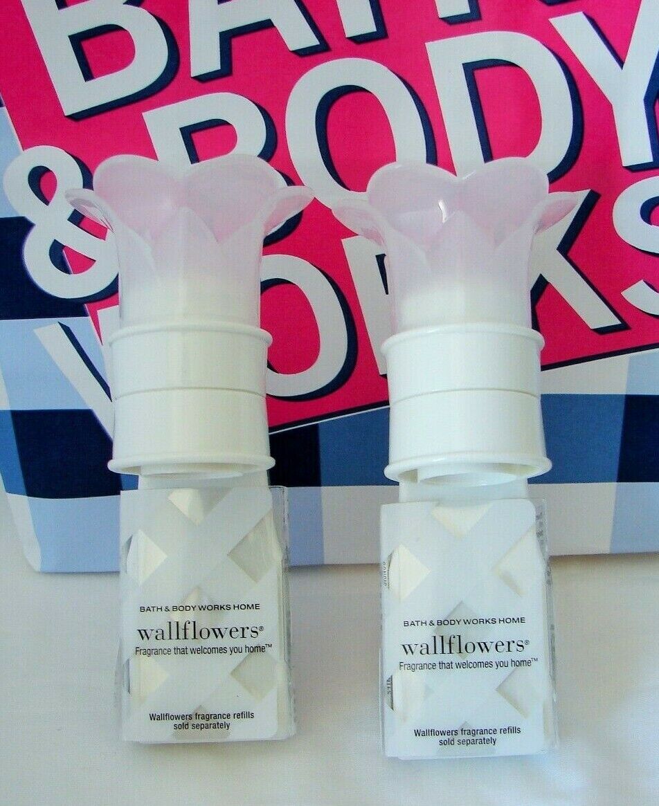 Bath & Body Works Wallflowers Diffuser White Flower Top Plug In Lot of 2 Bath & Body Works Does Not Apply