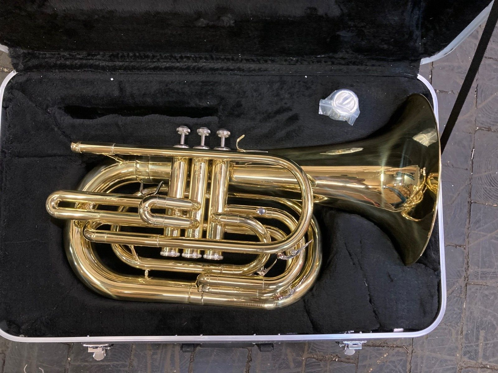 Marching  Baritone,  with case and mouthpiece, new Maestro Does not apply