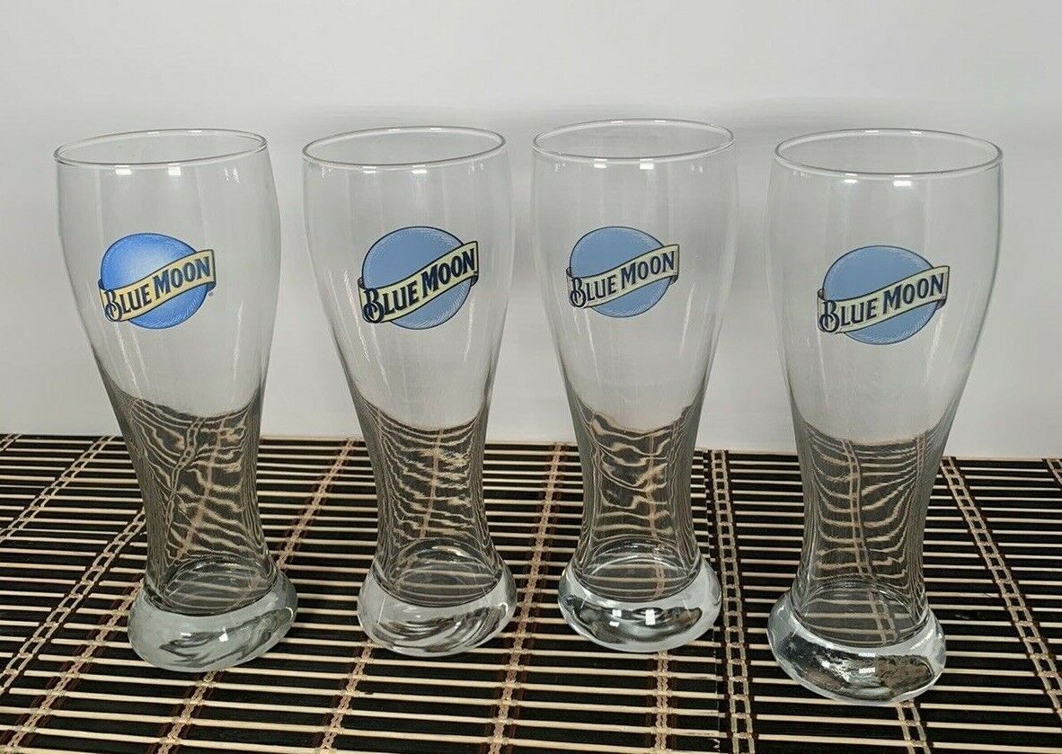 Blue Moon 16 oz Pilsner Beer Glass Mixed Lot Of 4 Glasses 3 Different Styles Blue Moon