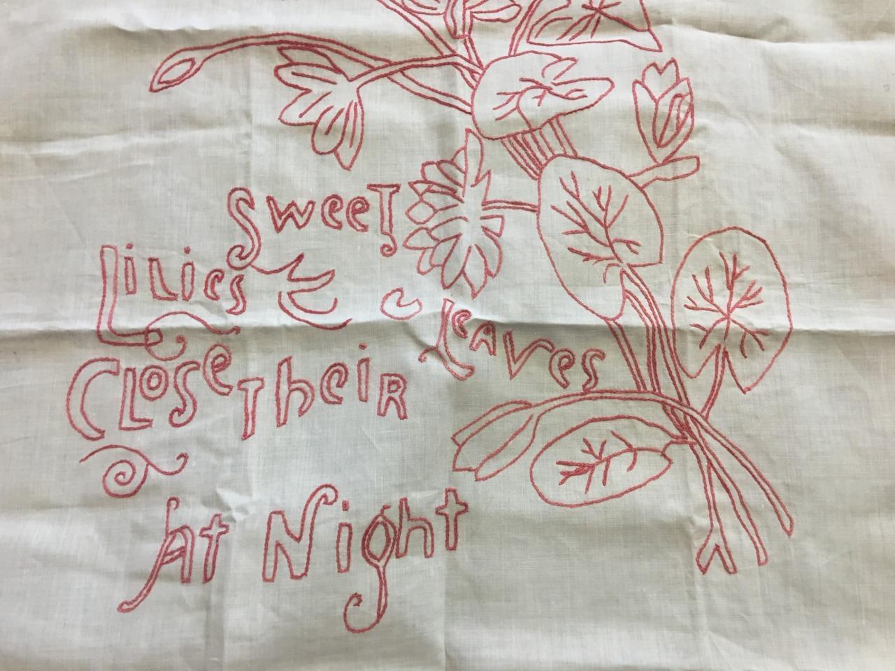 Antique Redwork Embroidery Linen Pillow Layover Victorian Set 2 Sweet Lilies Handmade - фотография #8