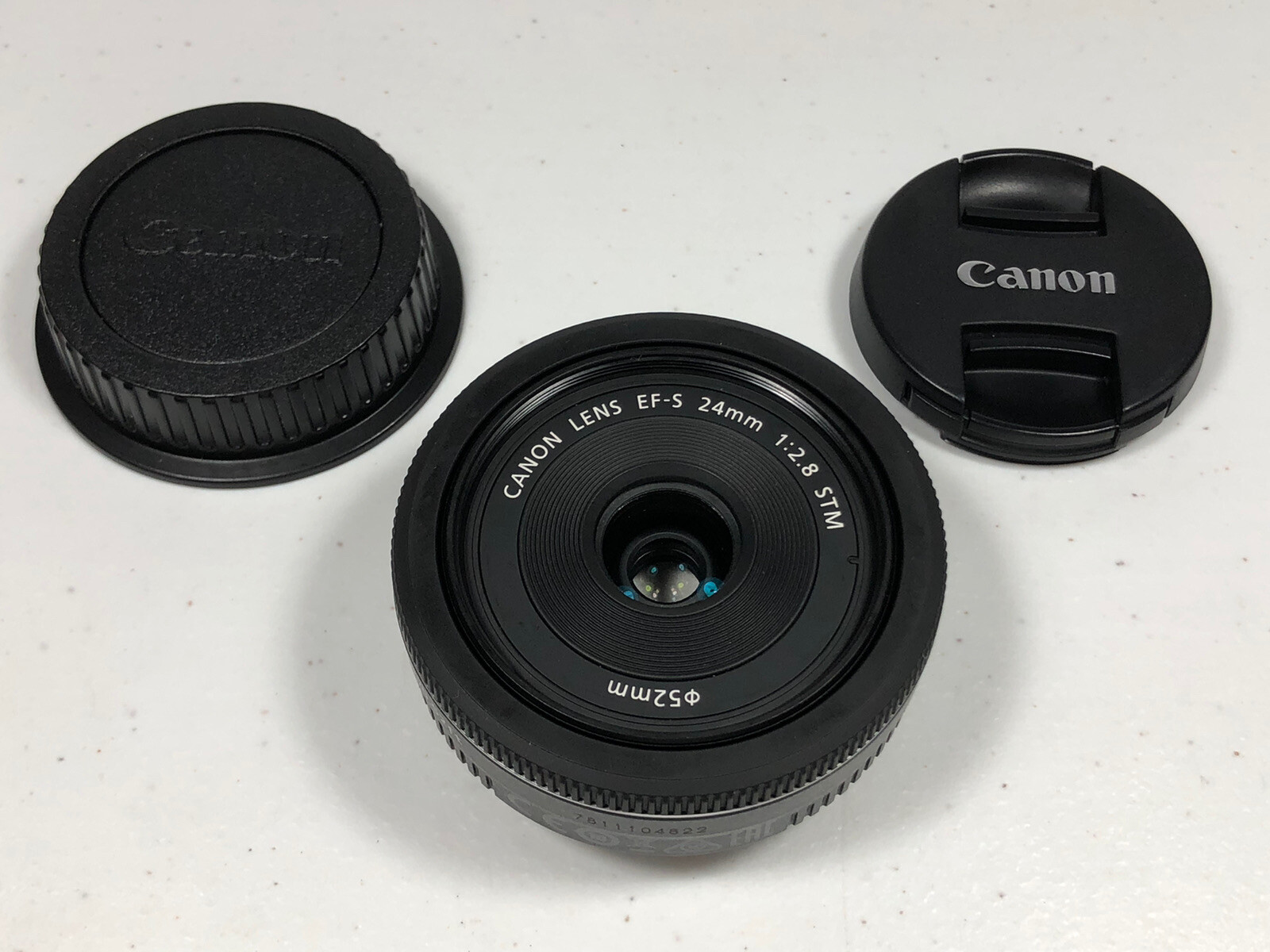 Canon EF-S 24mm f/2.8 STM Lens Canon 9522B002