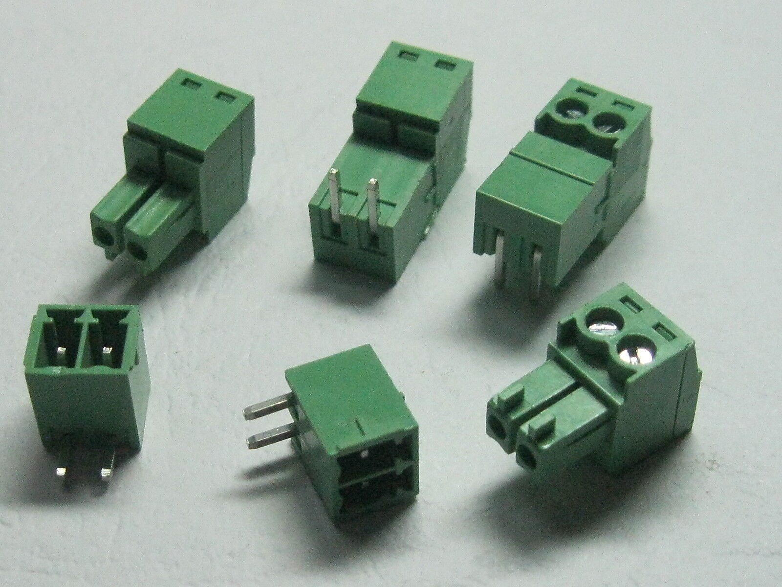 20 pcs Angle 2 pin Pitch 3.81mm Screw Terminal Block Connector Plugable Type New CY Does Not Apply