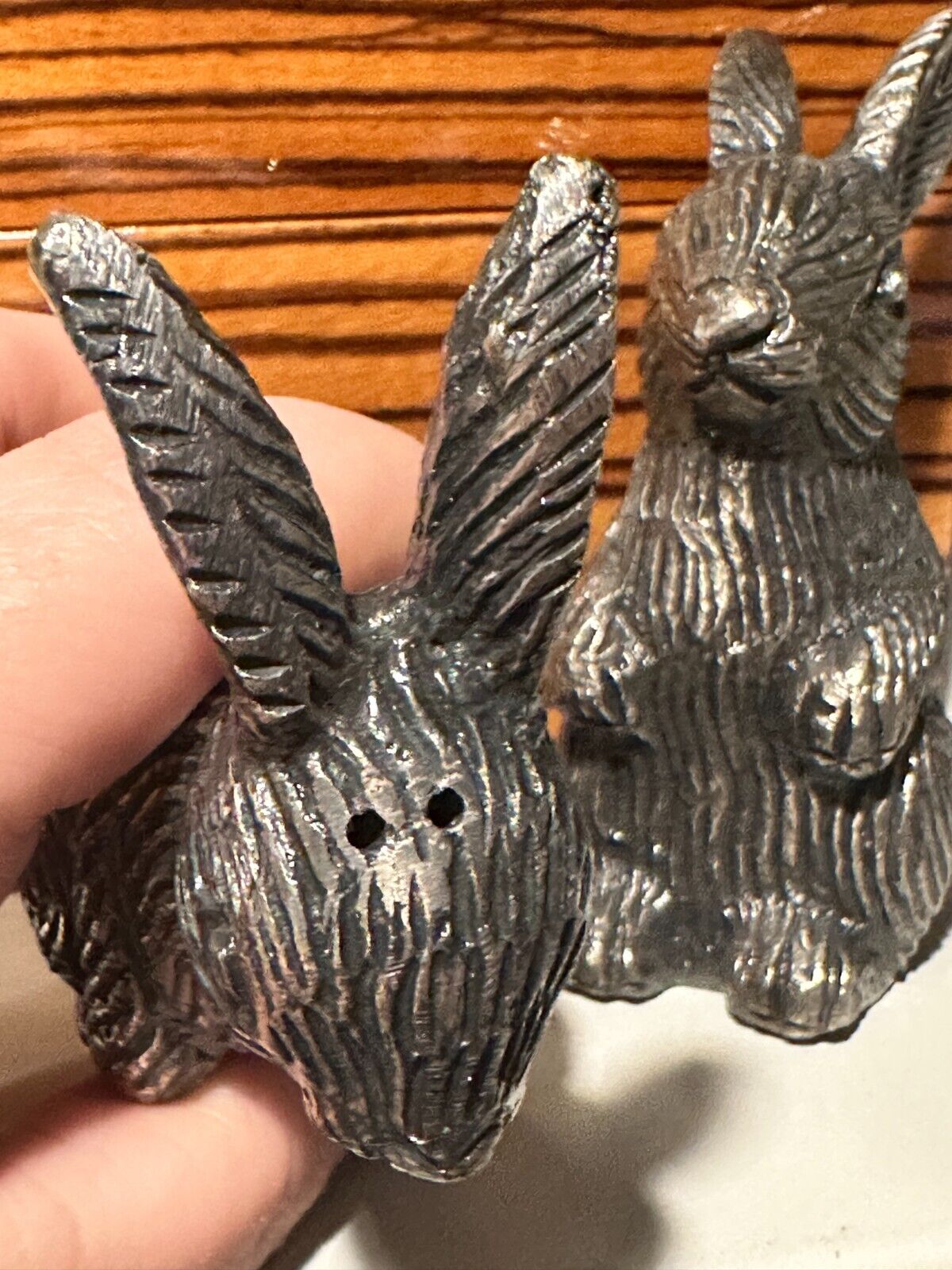 NEW Set of Pewter Silver Pier 1 Easter Bunny Salt / Pepper Shakers Pier 1 - фотография #9