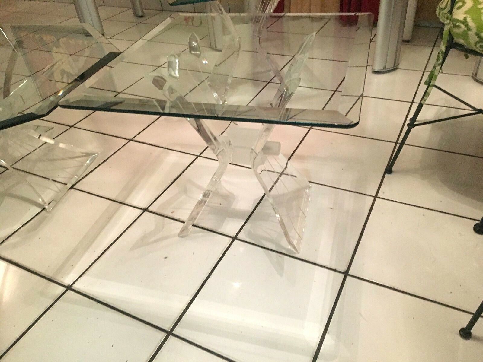 LUCITE/ACRYLIC HOLLYWOOD REGENCY BUTTERFLY WING GLASS - 3 TABLES TOTAL Без бренда - фотография #3