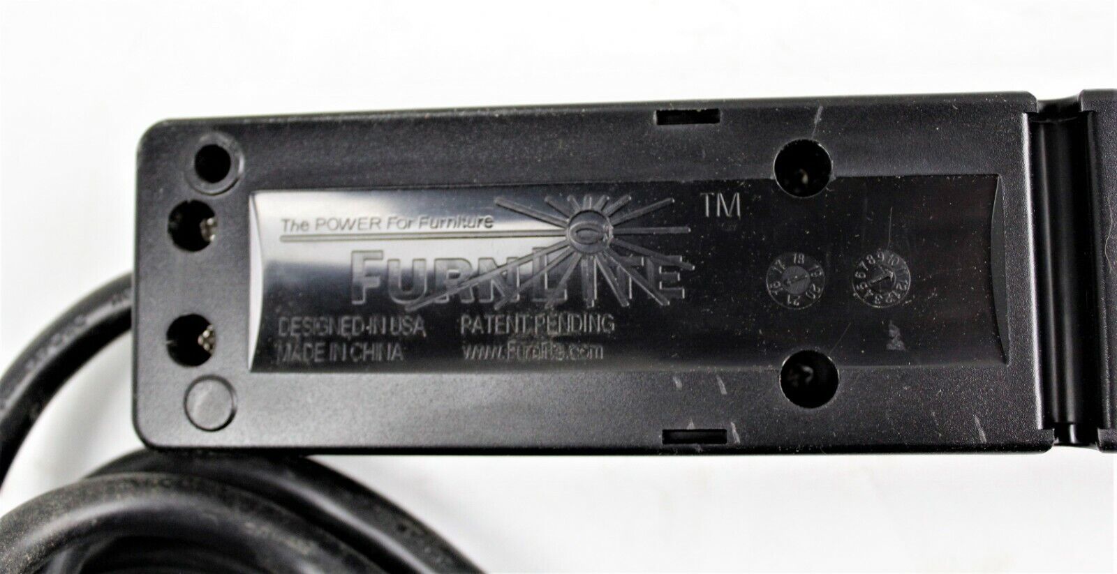 LOT of 2 - FURNLITE FC-710 -  4 OUTLET POWER SUPPLY w/Child Safety Locks FURNLITE FC-710 - фотография #3