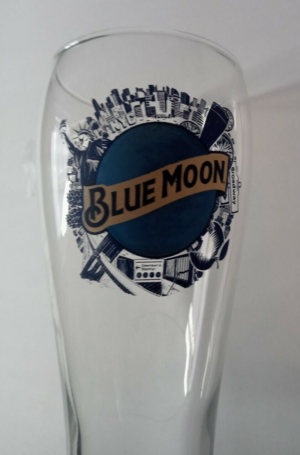 Blue Moon NYC 16 oz Pilsner Beer Glass - Set of Two (2) Glasses NY Edition New Blue Moon - фотография #4