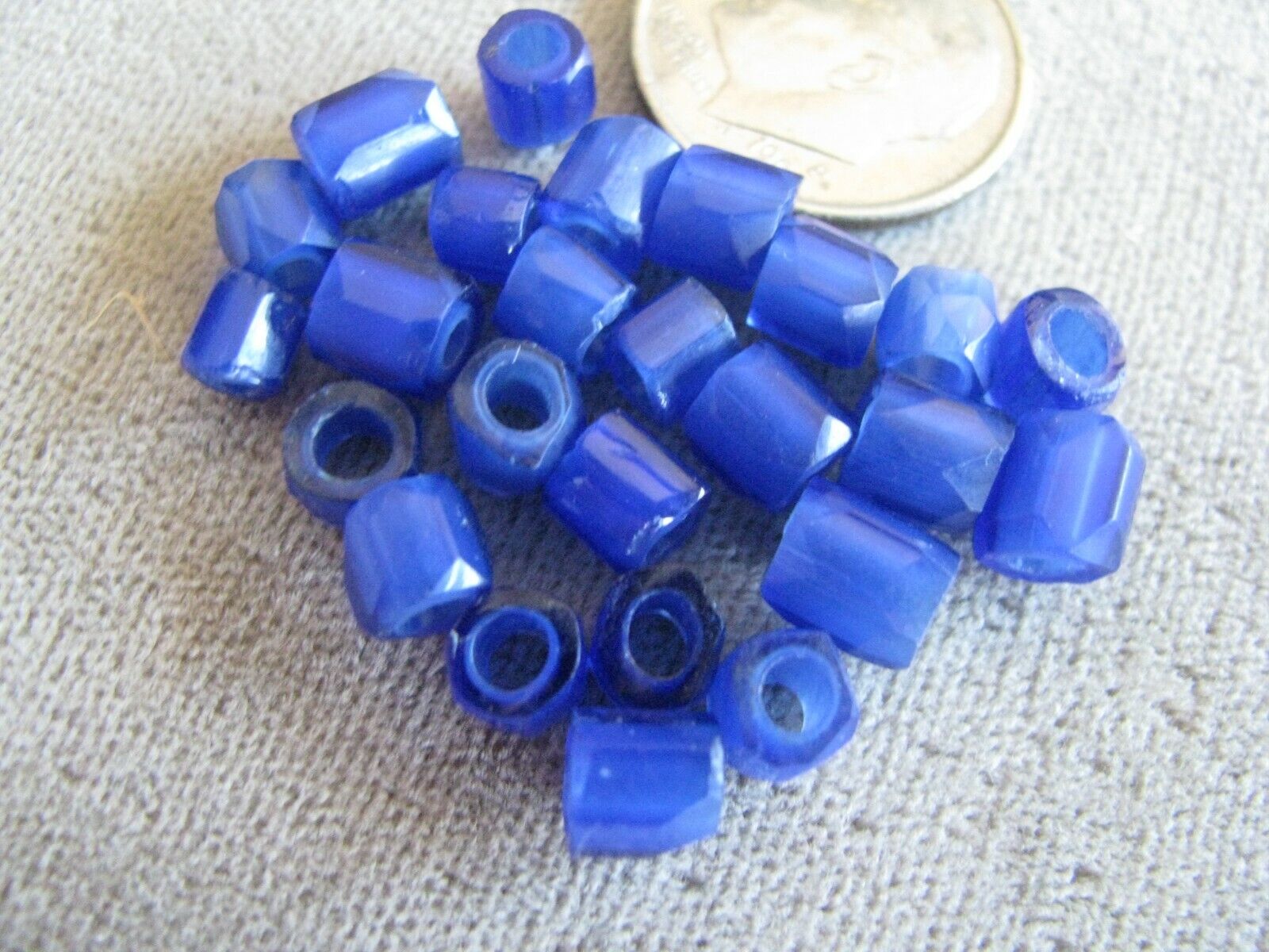 Lot of 25 Antique Czech Glass African Trade Beads Russian Blues 5mm Без бренда