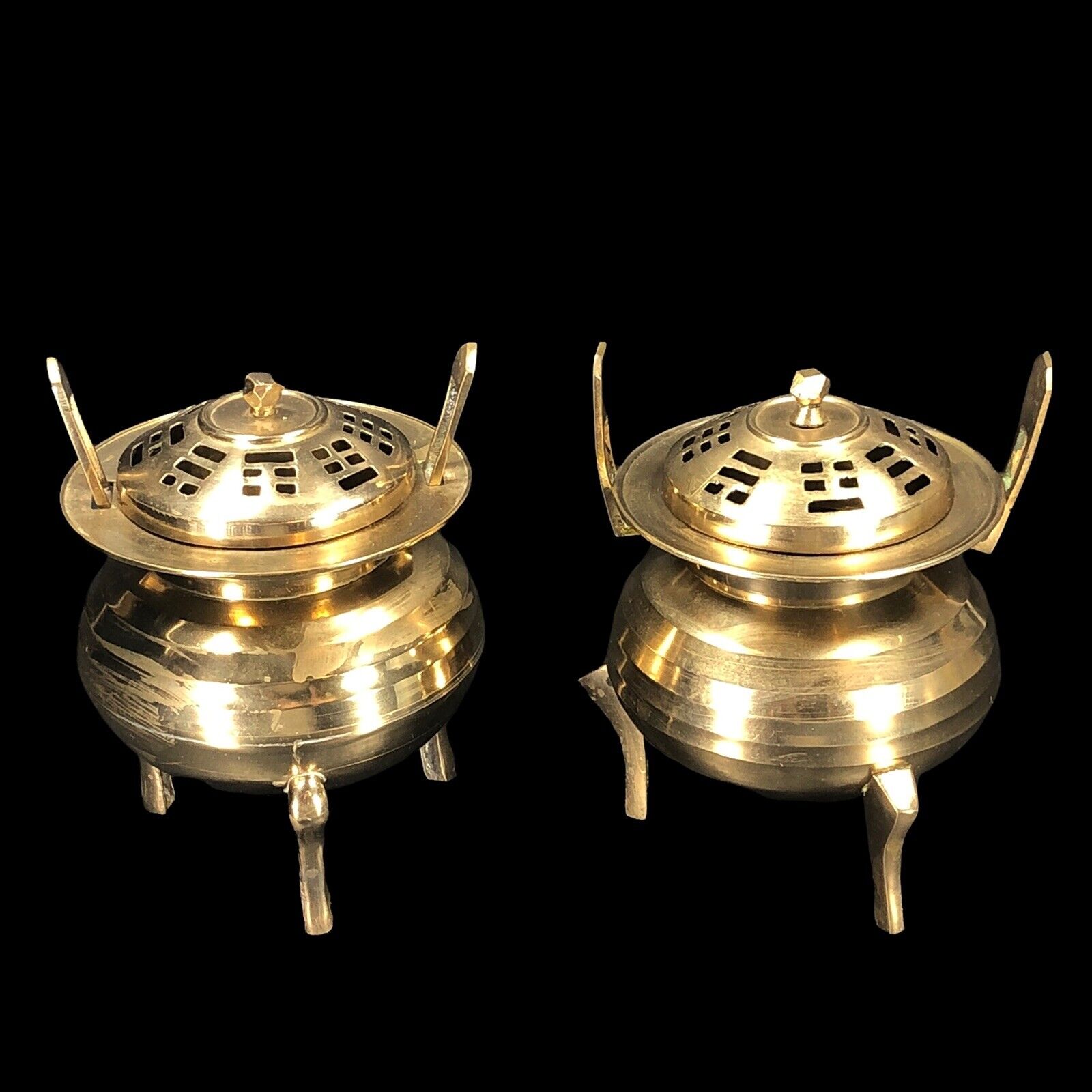 2ct Vintage Brass Chinese Censer Incense Burner Round w/ Lid Footed 5-in High Без бренда