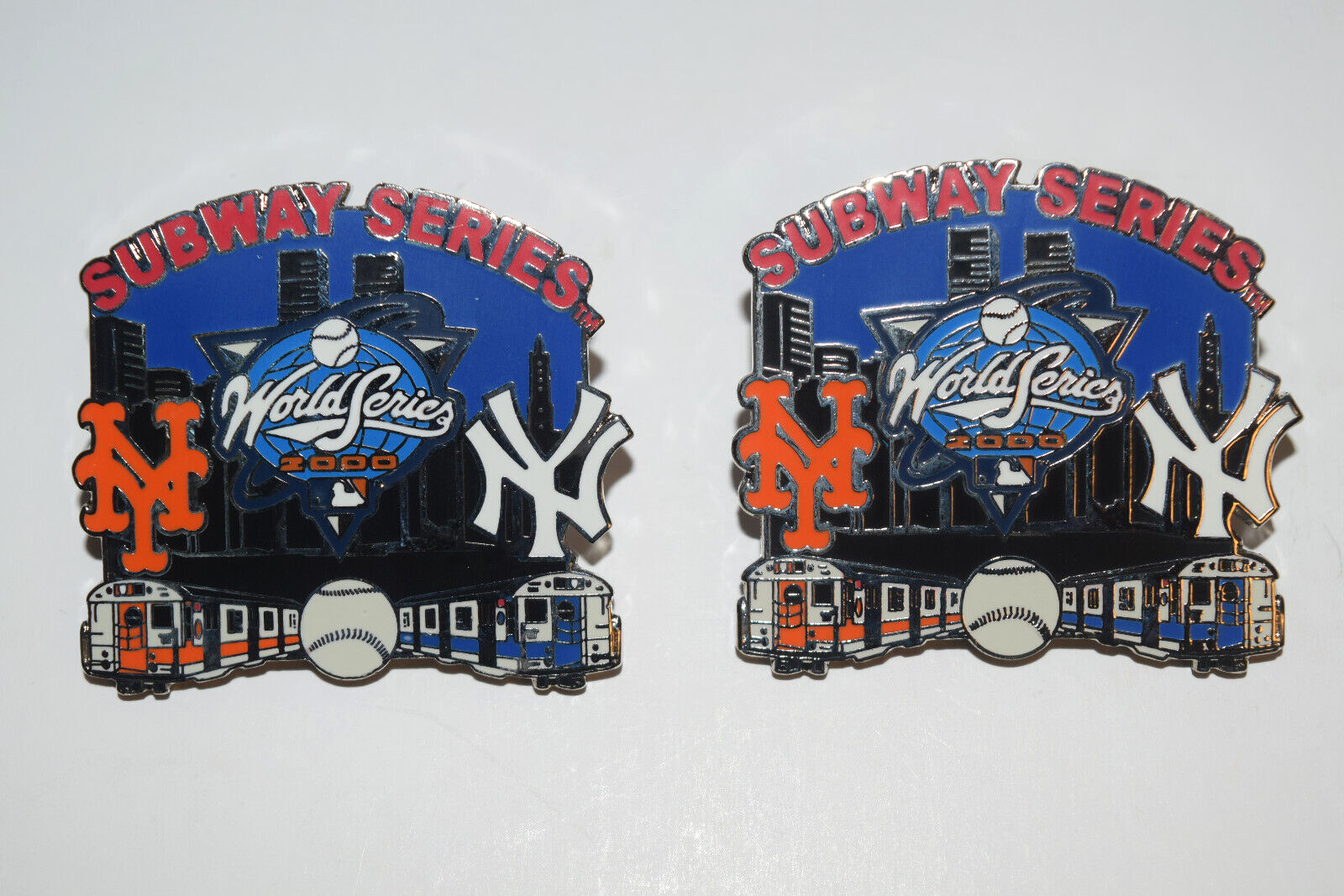 VINTAGE 2000 WORLD SERIES LAPEL PINS NY YANKEES/ METS SUBWAY SERIES METAL PINS New York Yankees