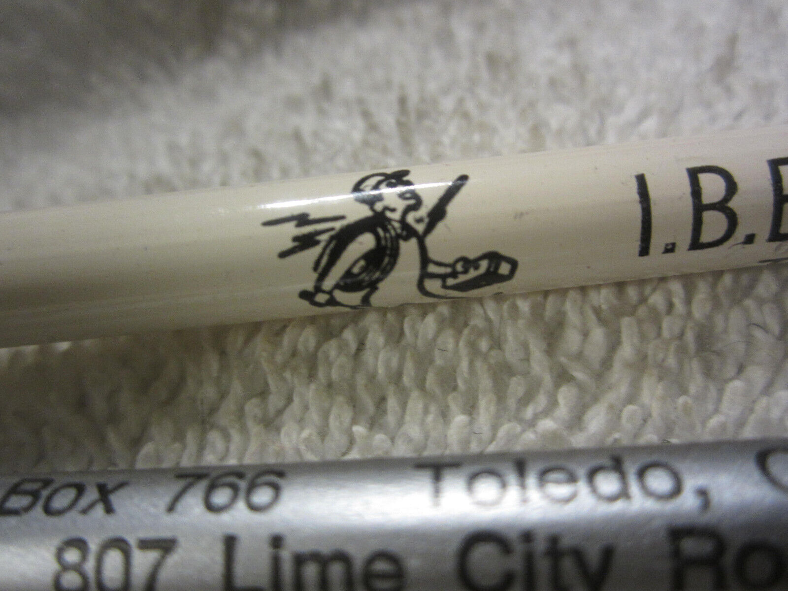 #8 union IBEW International Brotherhood of Electrical Workers ,lot 2 VTG pencils Без бренда - фотография #4