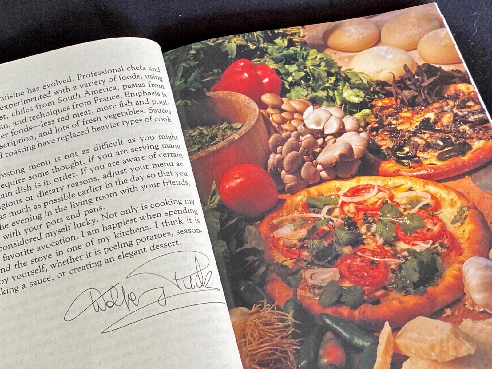 WOLFGANG PUCK SIGNED "SPAGO" APRON + "ADVENTURES IN THE KITCHEN" BOOK Без бренда - фотография #6
