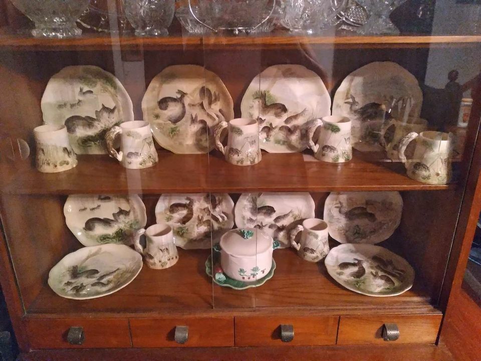 Majolica Rabbit Dishes Officially Stamped 1900 Без бренда