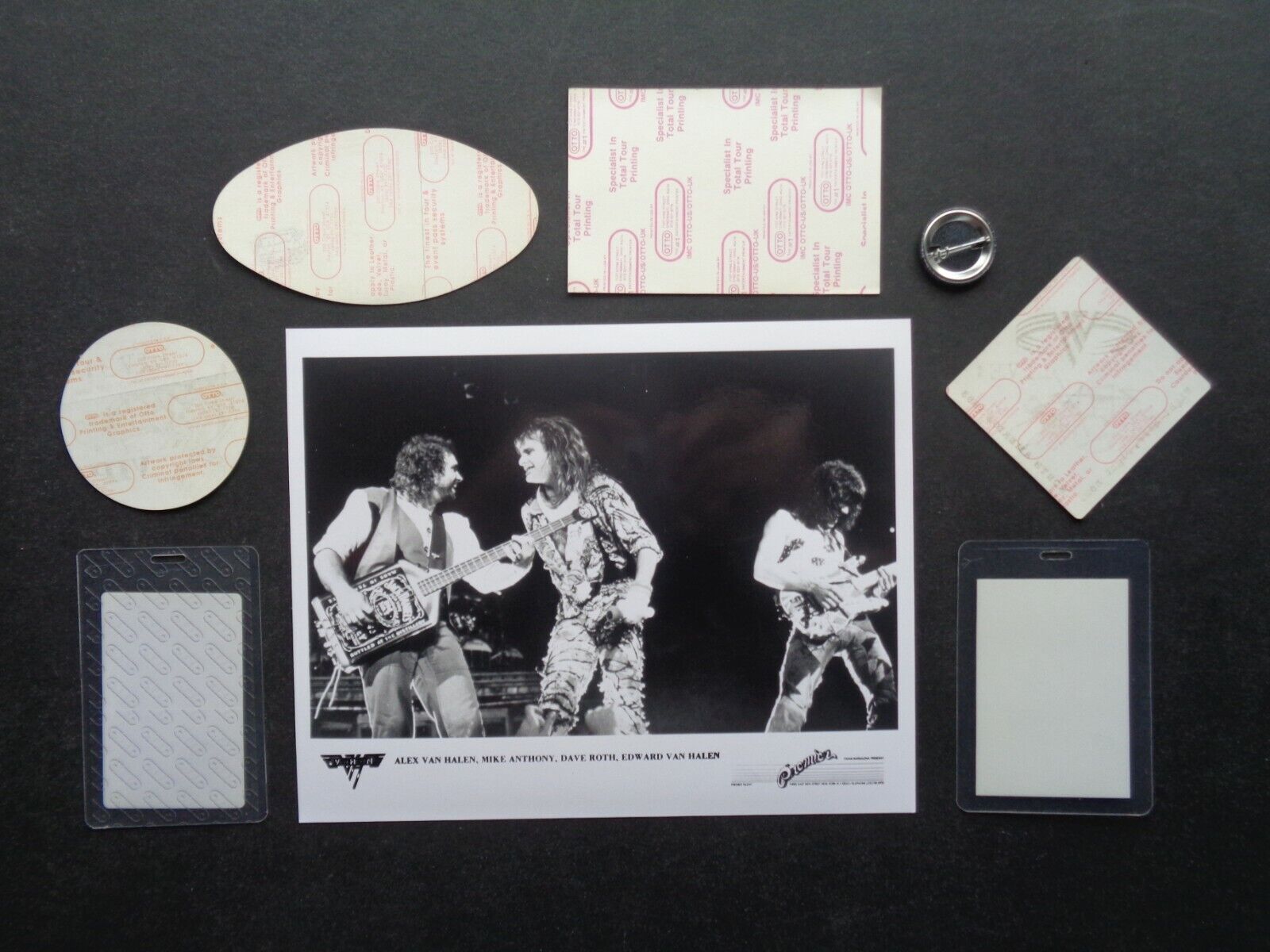 VAN HALEN,Original B/W Promo photo,6 Vintage Backstage passes,steel pin/button Без бренда - фотография #2