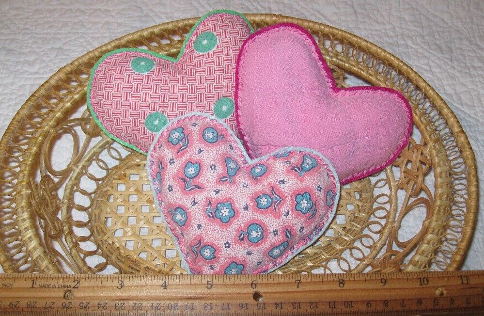 3 Heart pillow tucks vtg feedsack quilt 5" apx bowl fillers Pretty felt backs Handmade
