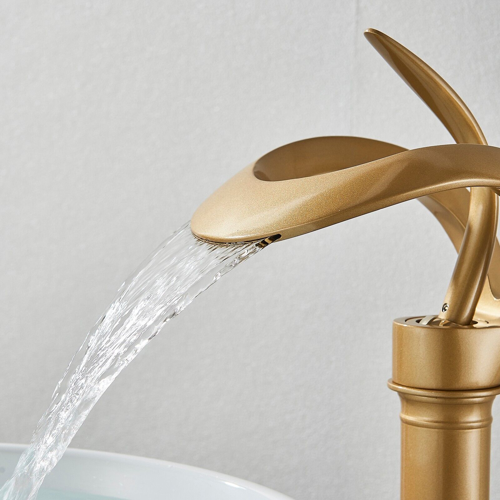 Gold Bathroom Sink Faucet Waterfall Vessel basin faucet Single Handle Mixer Tap BESy Handle Lavatory Vanity Sink Tap - фотография #6