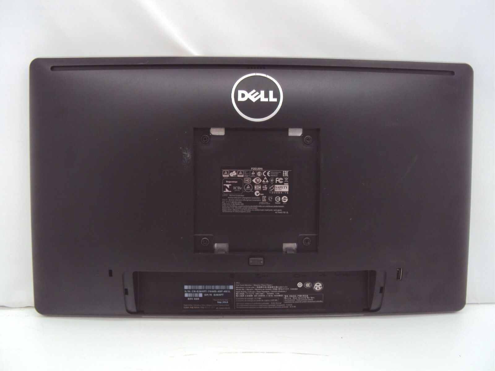 Lot of 2 Dell P2014Ht 20" Dual Desktop Computer Monitor VGA DVI USB No Stand Dell Dell P2014Ht - фотография #2