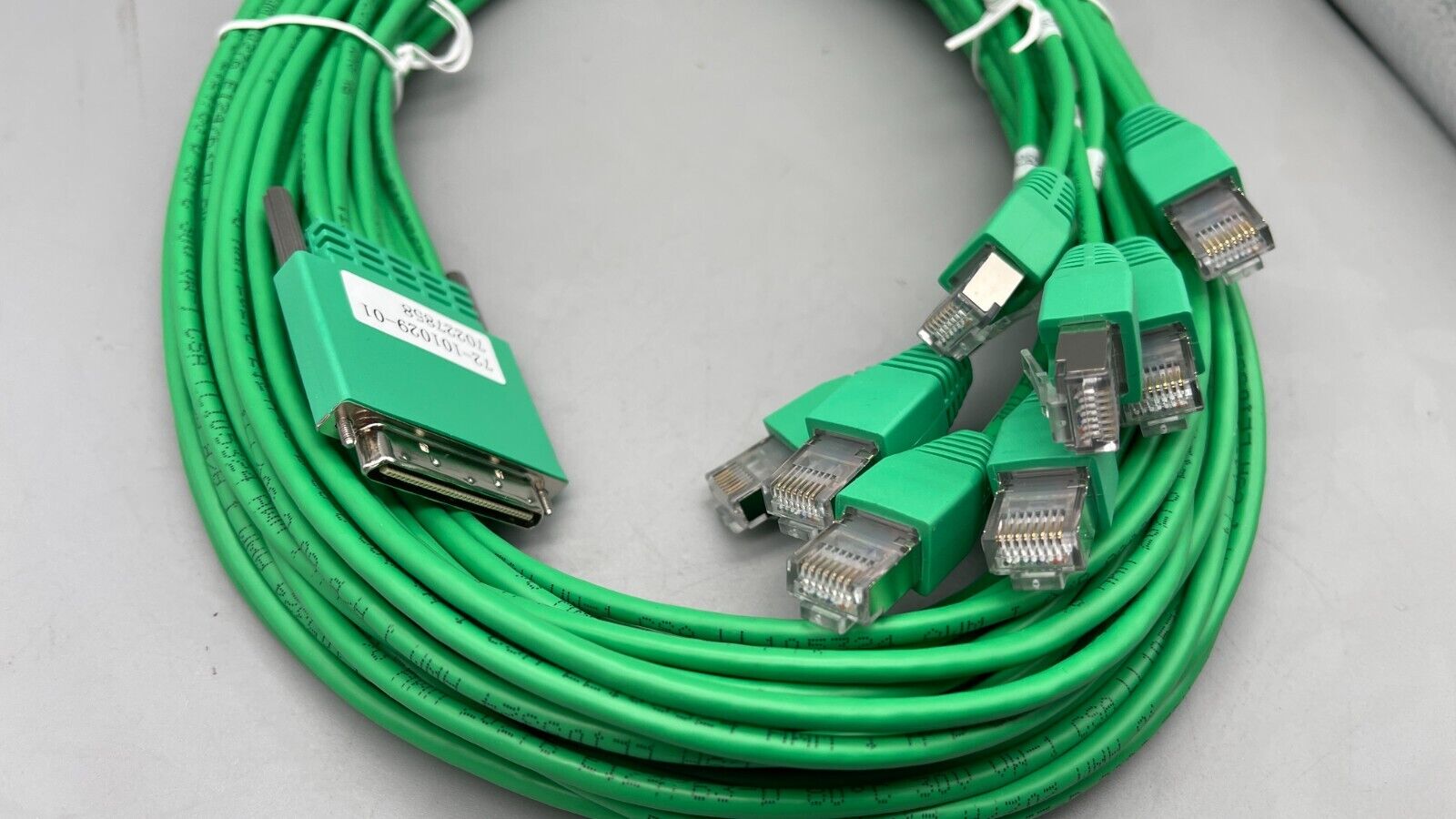 Serial Cable for NIM-16A/ NIM-24A 72-101029-01 Cisco CAB-ASYNC-8 - фотография #4