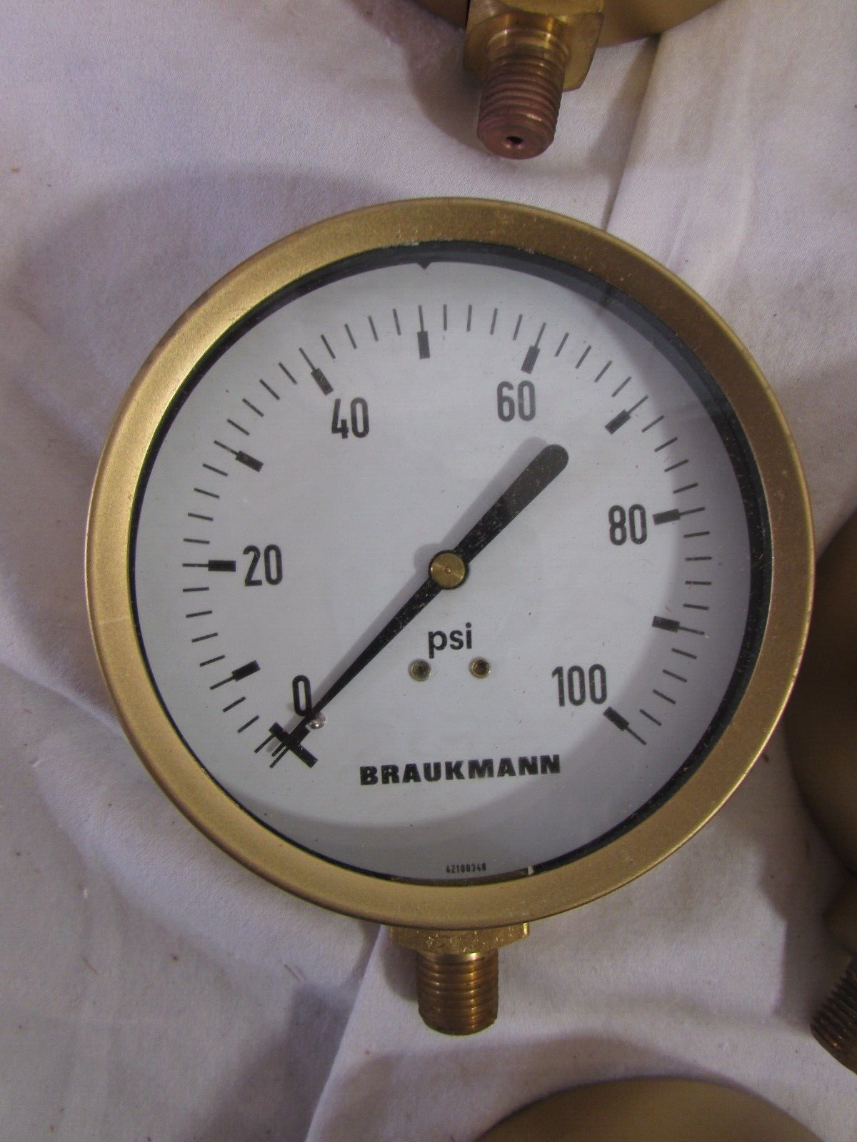 Vintage Braukman 0-100 PSI Dry Gauge, 4" Diameter, W/ 1/4" Threads Lot of 8 Без бренда - фотография #3