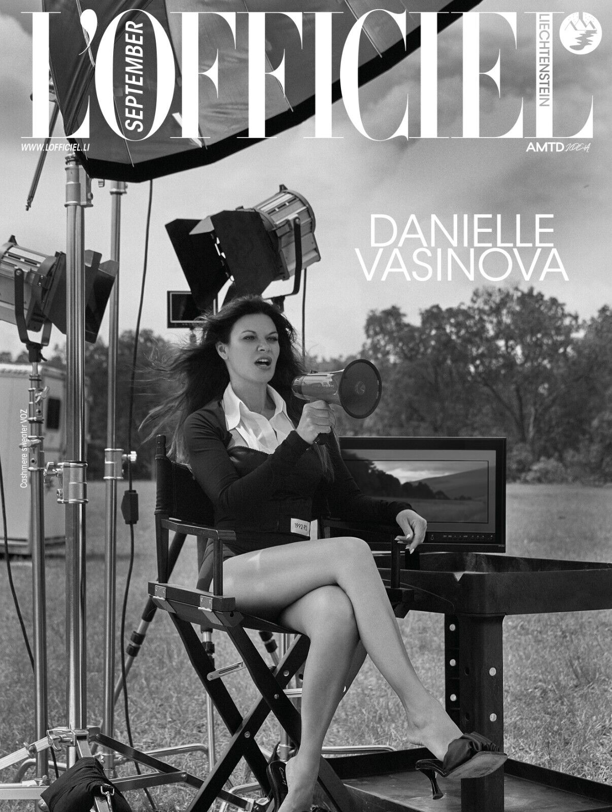 Danielle Vasinova L'Offciel Magazine Cover Print Без бренда