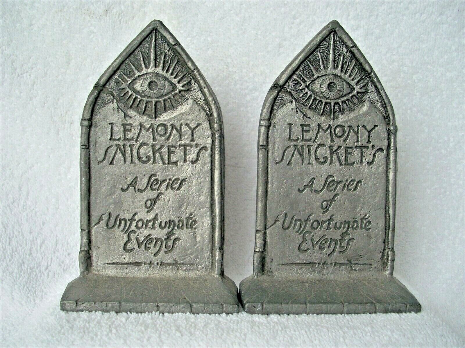 LEMONY SNICKET'S "A SERIES OF UNFORTUNATE EVENTS" Metal Bookends (2004) Unknown
