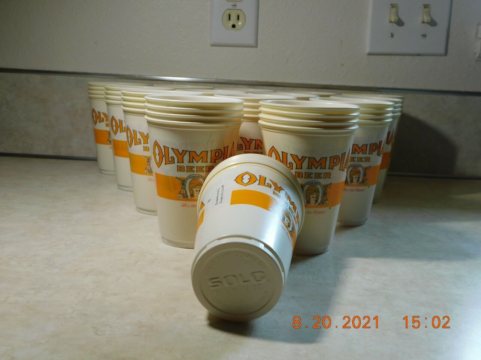 70's 80's OLYMPIA BEER Keg "It's the Water" Cups 12 oz SOLO NEW Unused  Без бренда - фотография #7