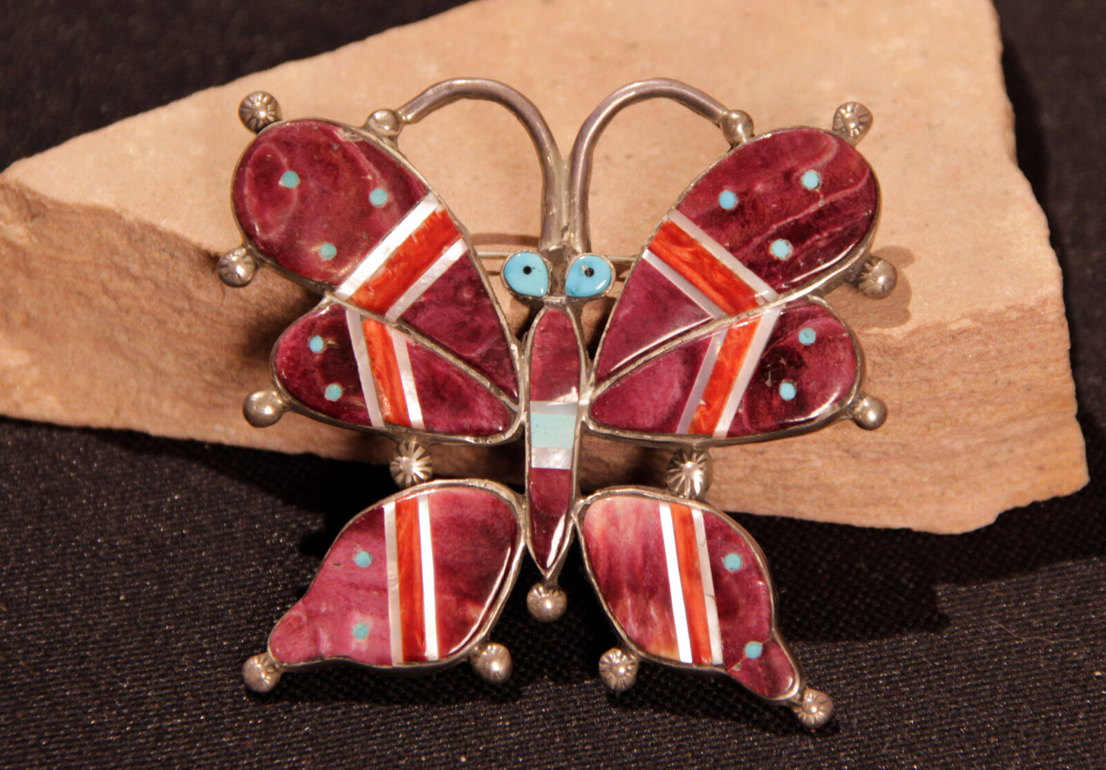 Navajo Butterfly Pin in Sterling Silver & Purple Spondylus 2 1/2" Без бренда