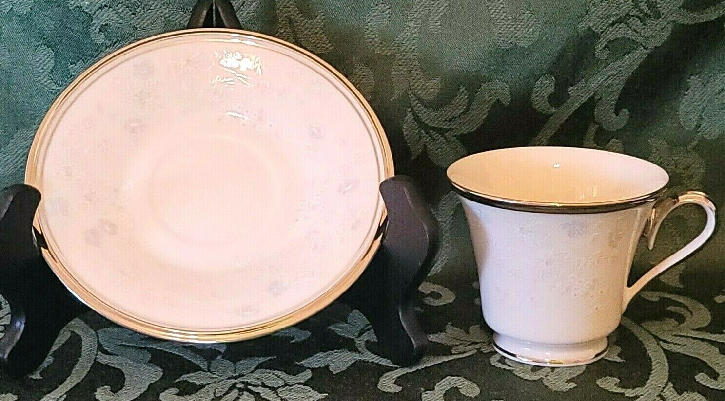 BEAUTIFUL 1981 Lenox NICOLE Porcelain Teacups & Saucers ~NEW/NU-GORGEOUS GIFTS! Lenox N/A