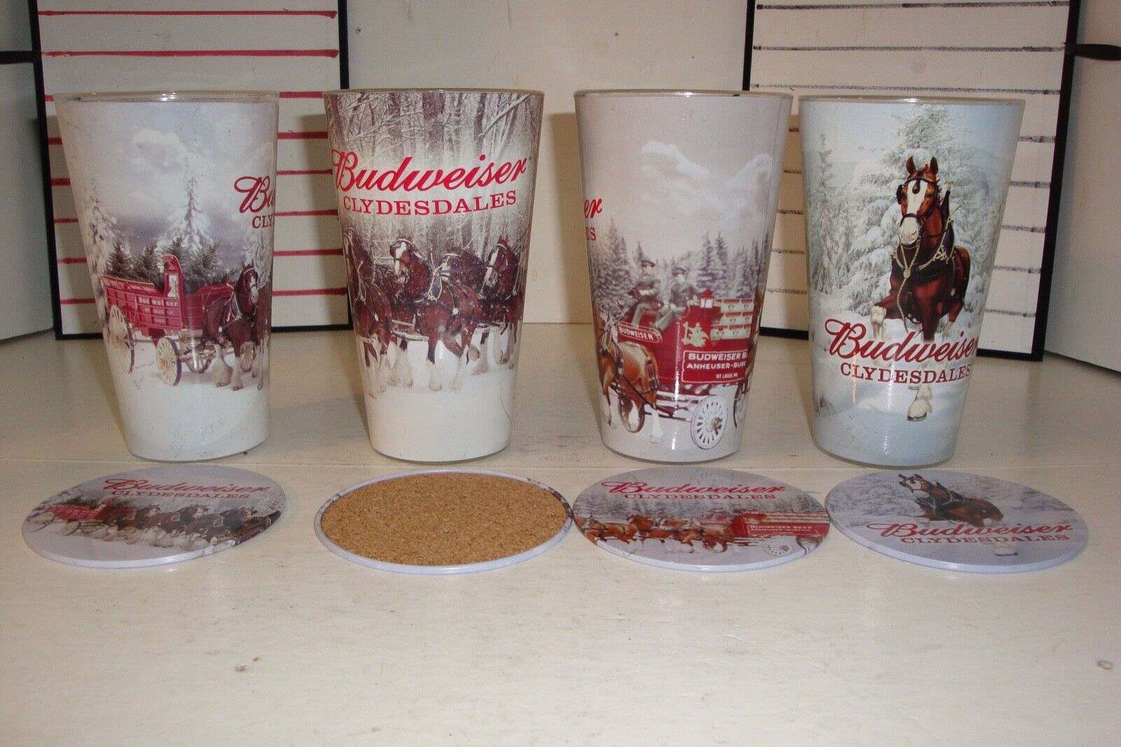Vintage Budweiser Clydesdales pint beer glasses X 4 with Matching Coasters X 4 Budweiser - фотография #9